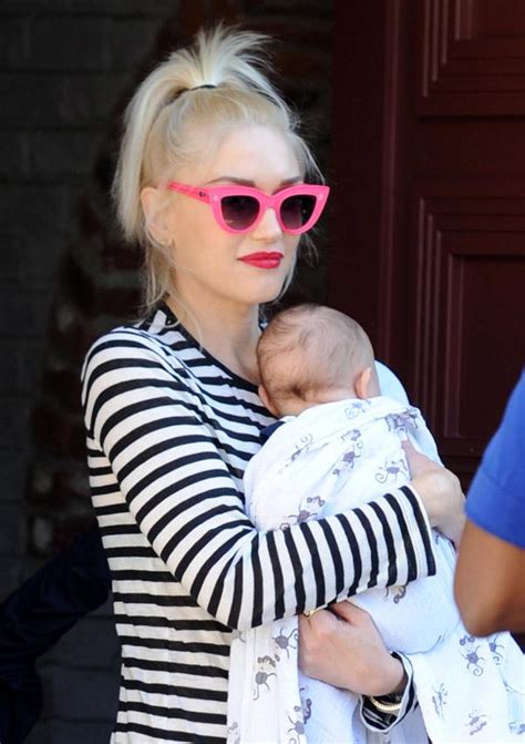 Gwen Stefani with her second husband Blake Shelton and her three sons Credit: Getty Images How many kids does Gwen Stefani have? From her first marriage to Gavin Rossdale, Gwen Stefani has three children; sons Kingston, Zuma, and Apollo.. Born on May 26, 2006, Kingston is Gwen and Gavin's eldest son. Their second son Zuma was …